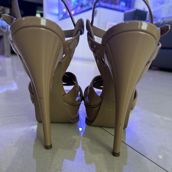 Yves Saint Laurent Tribute T strap platform Sandal - Picture 2 of 8
